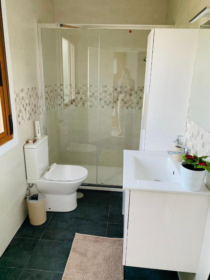 Ferienwohnung A Casa Vermella Con Jardin A 10 Minutos De Santiago De Compostela Ortono Exterior foto